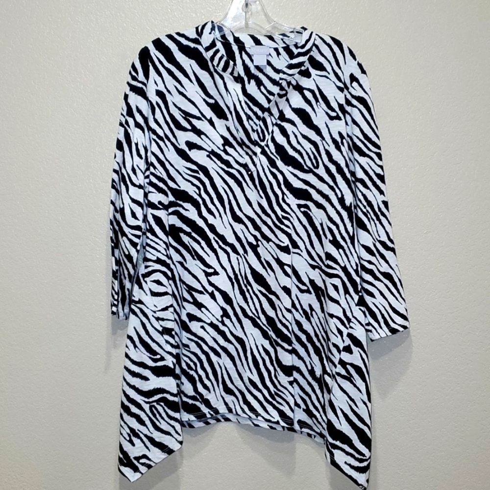 NWT Chico's Zebra Print Tunic Popover Top Size Large Black & White Casual